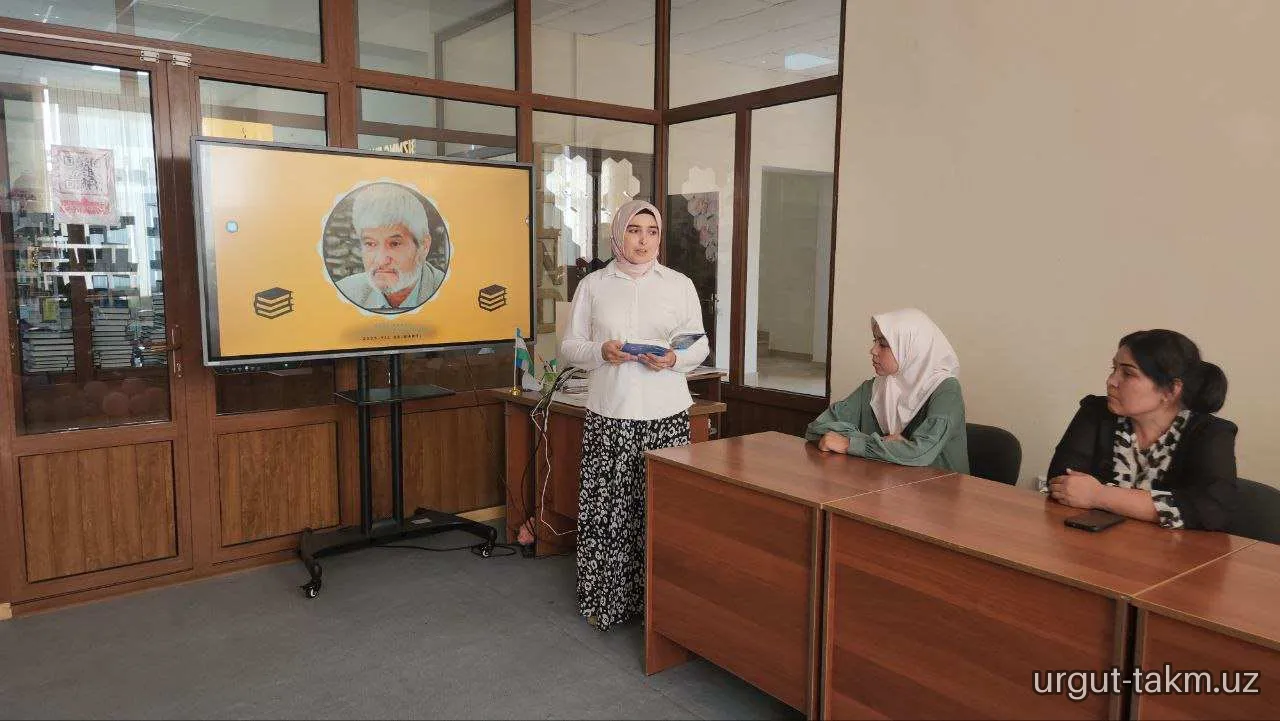 Rauf Parfi tavalludiga bagʻishlab kutubxona markazida tadbir boʻlib oʻtdi