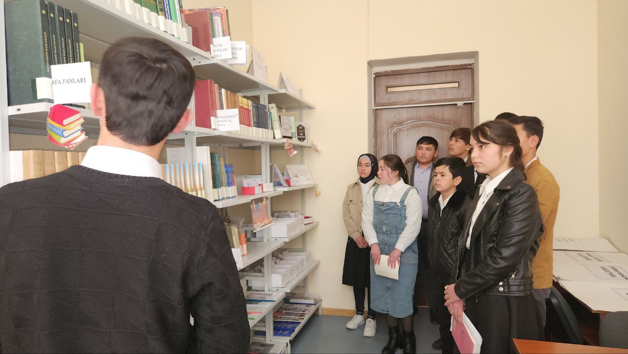 "Qiziqarli kutubxona" mavzuli ekskursiya
