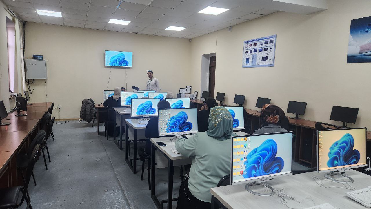 Urgut TAKM xodimlari