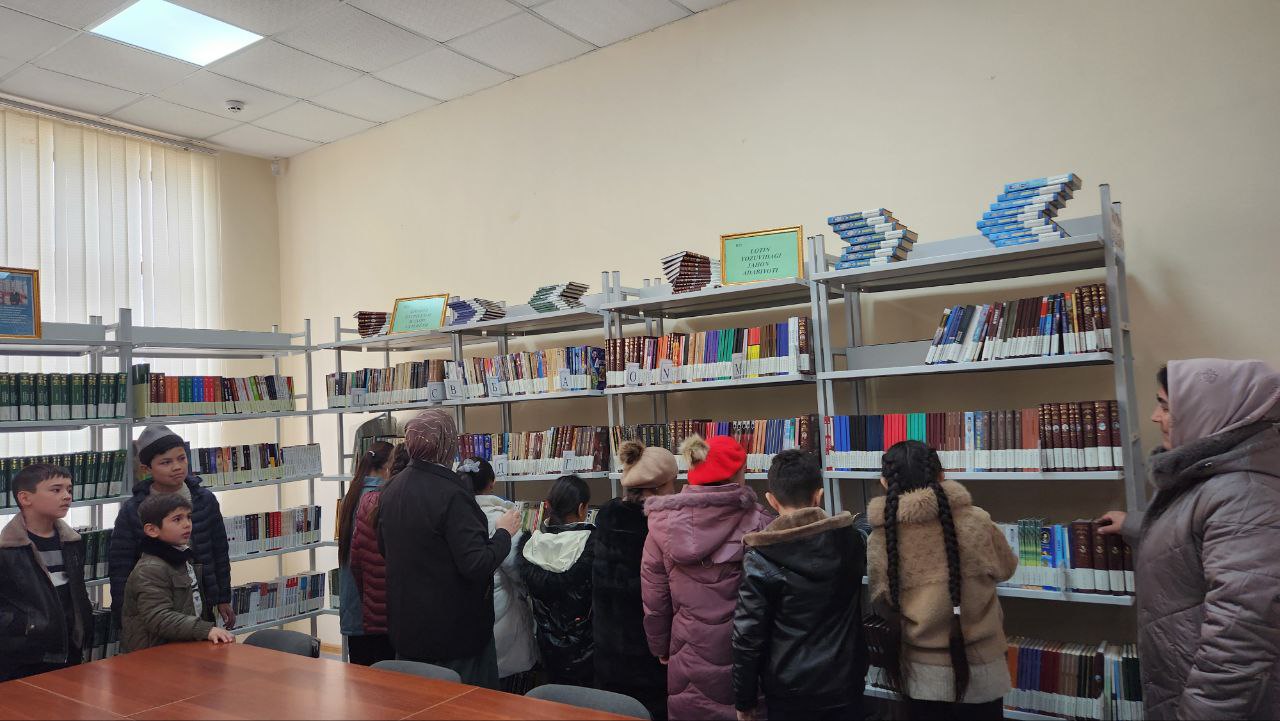 Kutubxonada ekskursiya