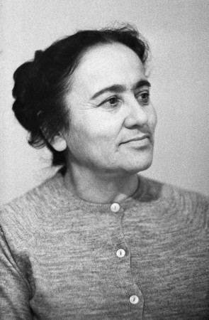 Zulfiyaning tavallud kuni