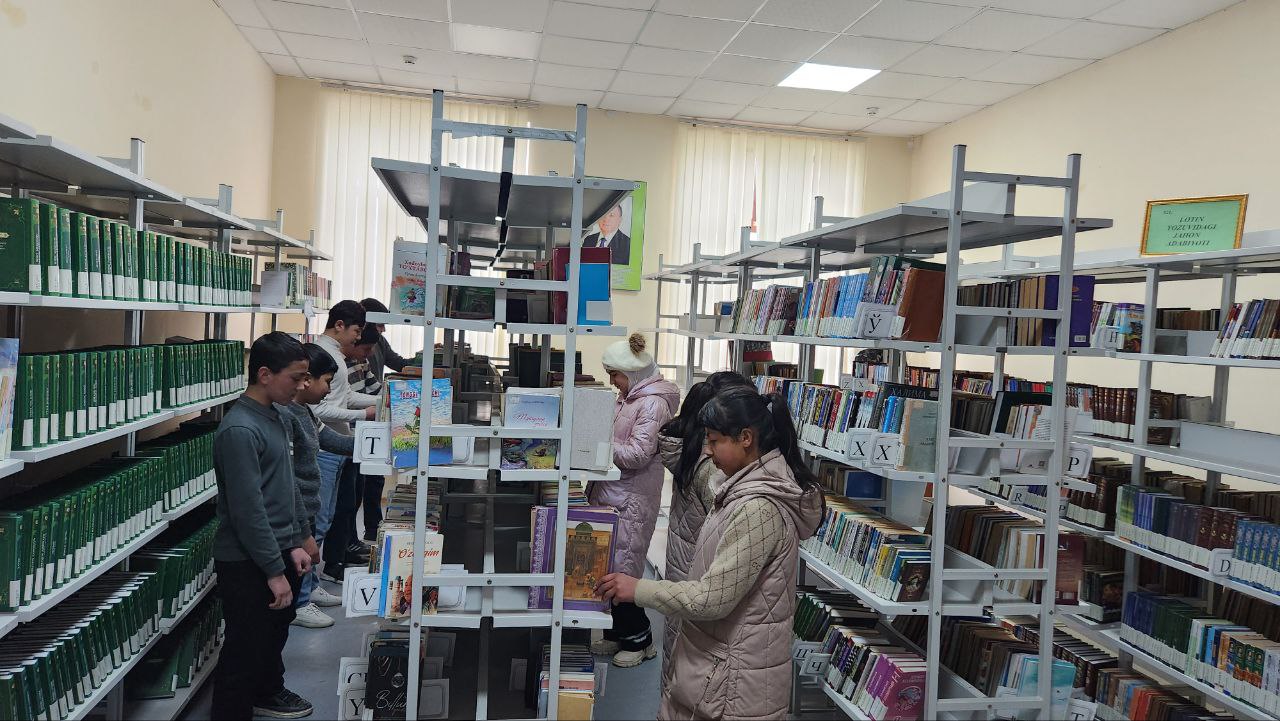 "Qiziqarli kutubxonada" 4-maktab