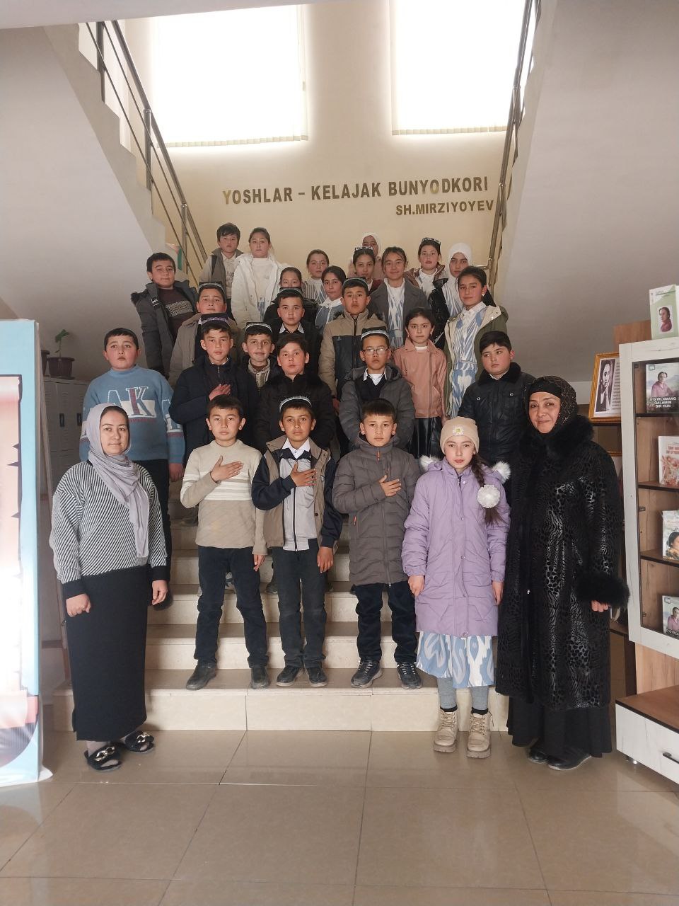 "Qiziqarli kutubxonada" 123-maktab