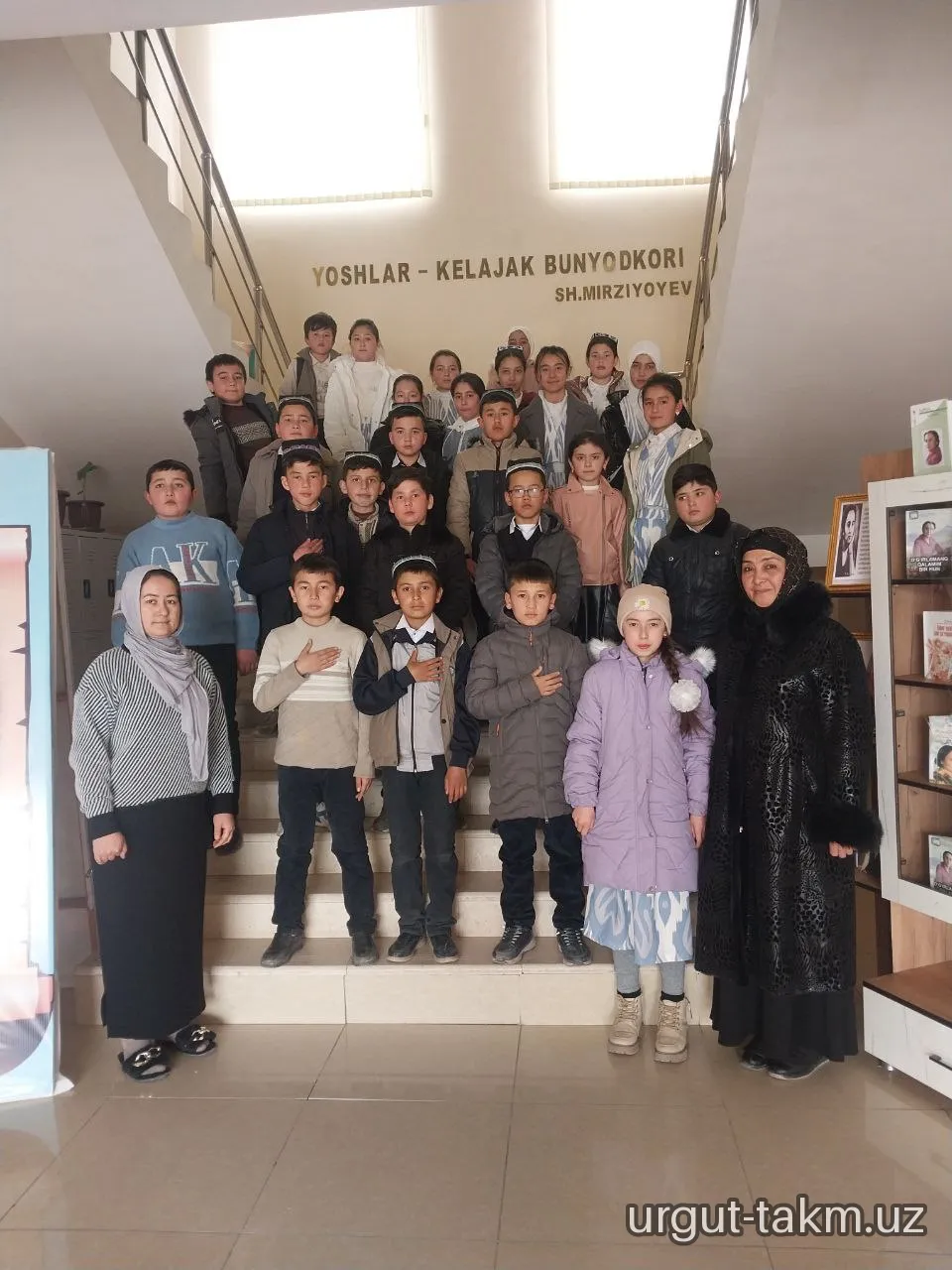 "Qiziqarli kutubxonada" 123-maktab