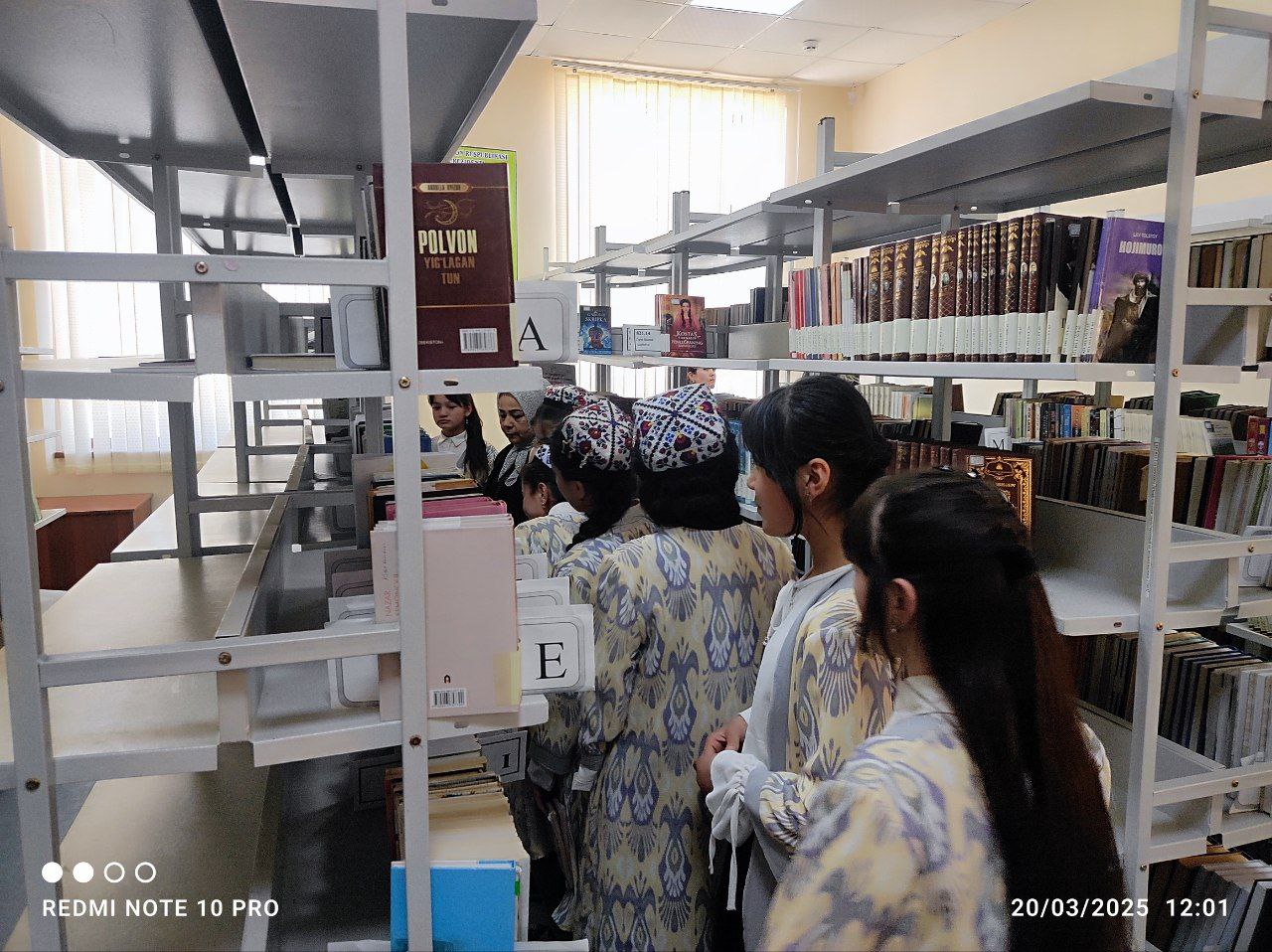 "Qiziqarli kutubxonada" - 89-maktab