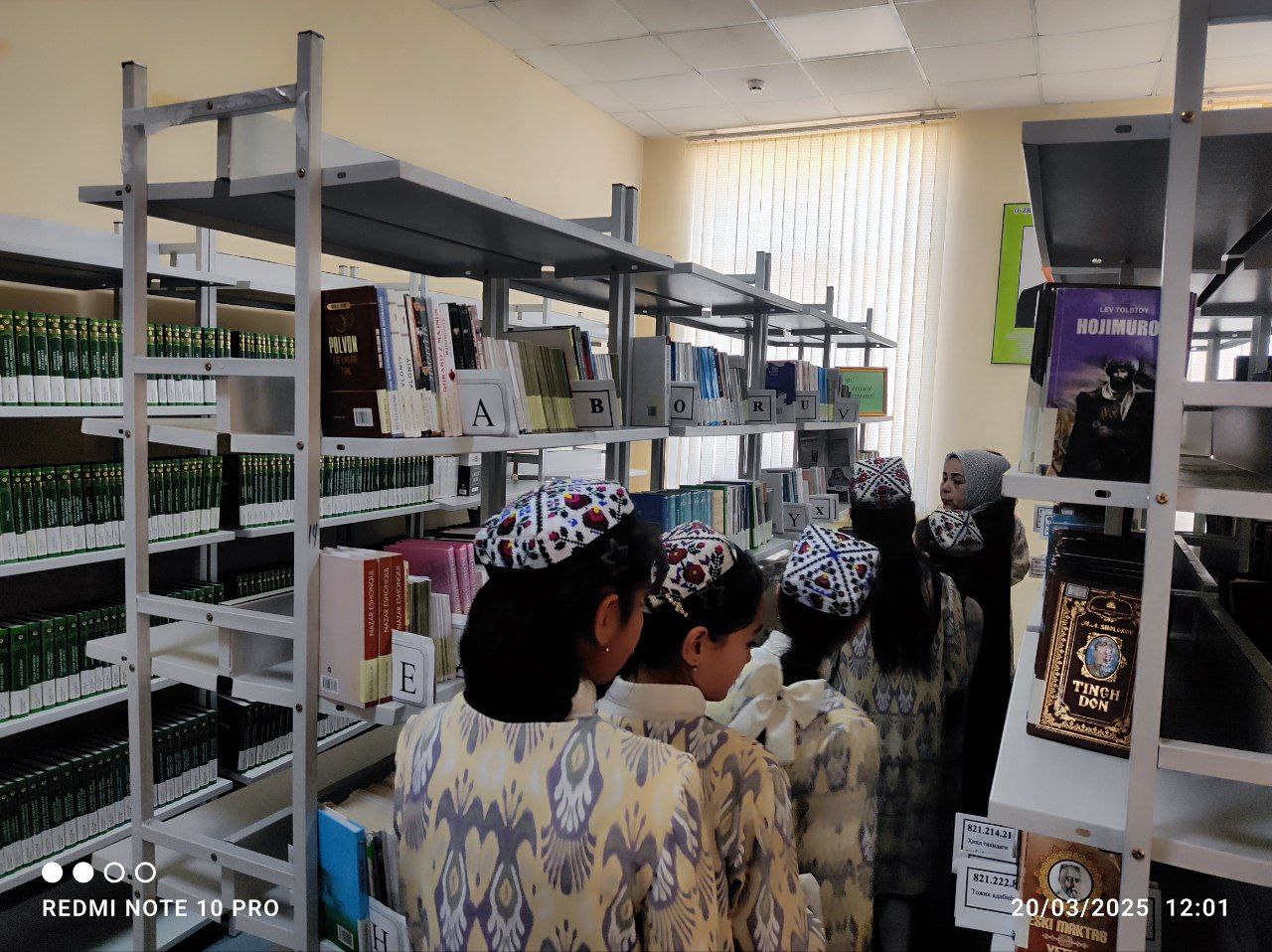 "Qiziqarli kutubxonada" - 89-maktab