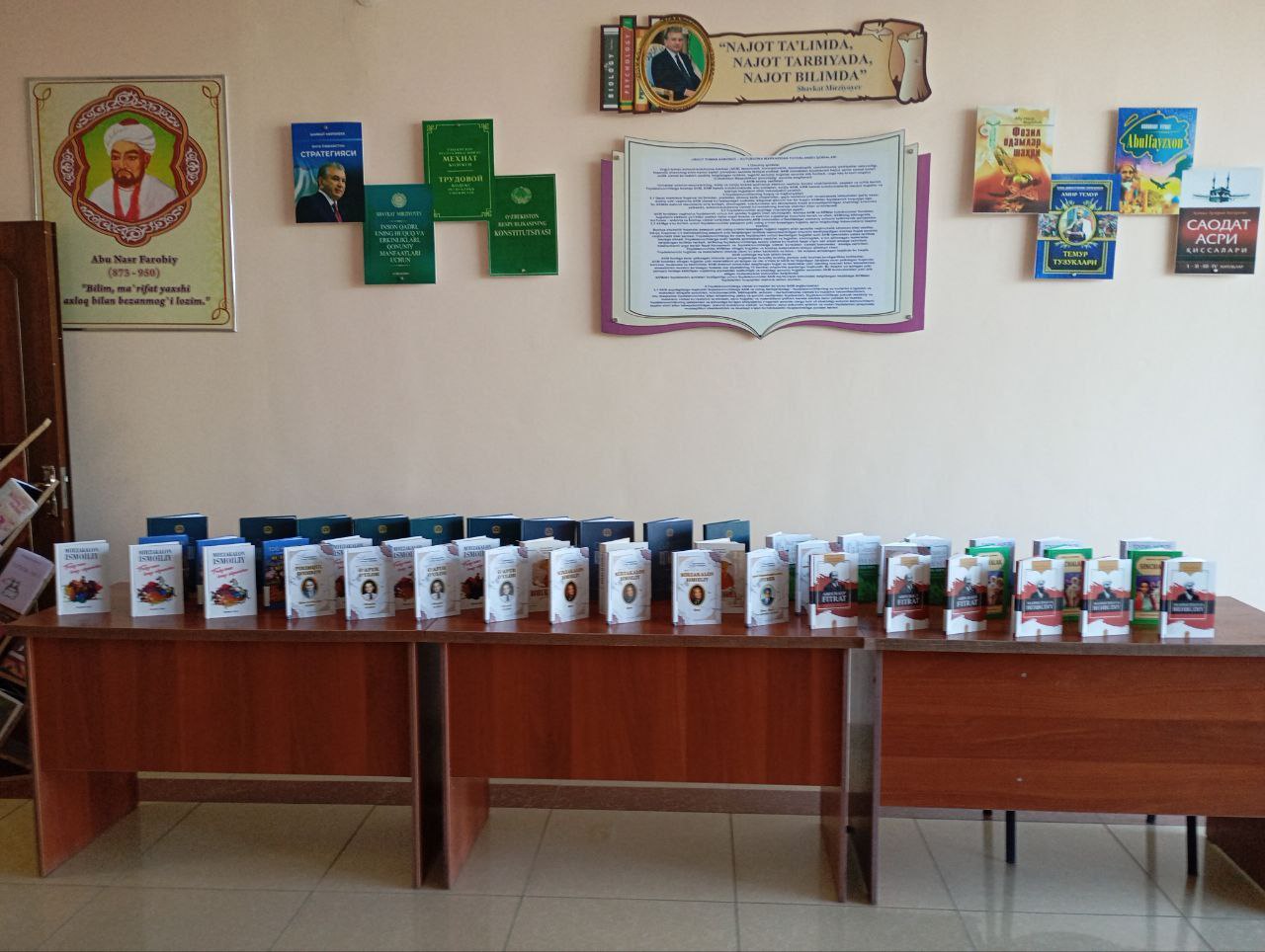 "Barcha kitoblar siz uchun" deb nomlangan kitob ko'rgazmasi