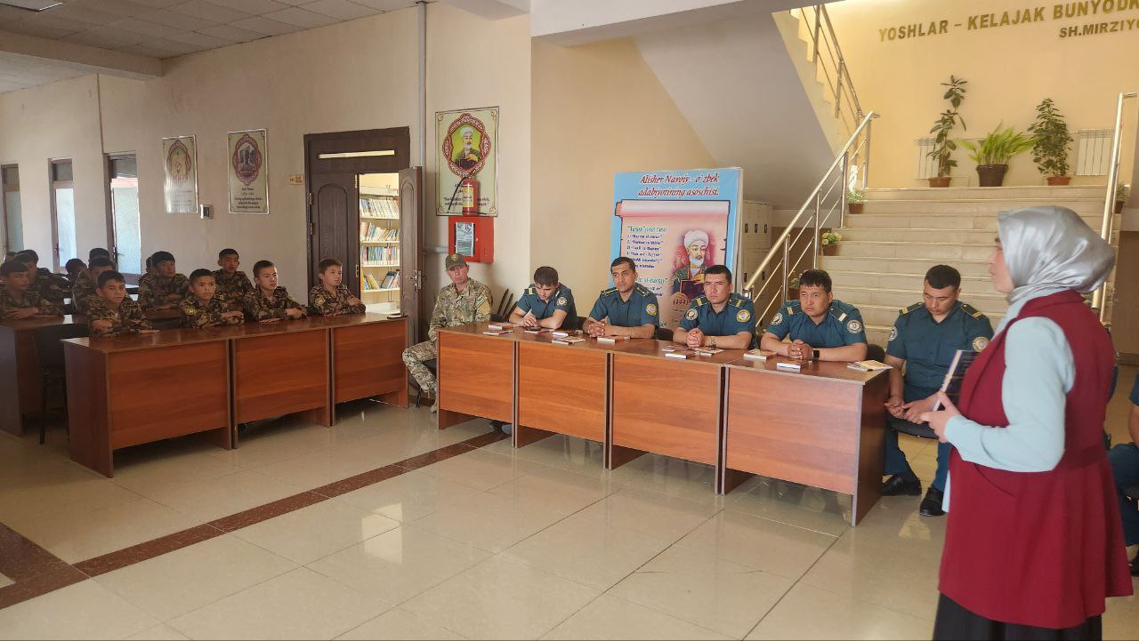 "Kitobxonlik haftaligi" doirasida Amir Temurning "Temur tuzuklari" kitob targ'iboti