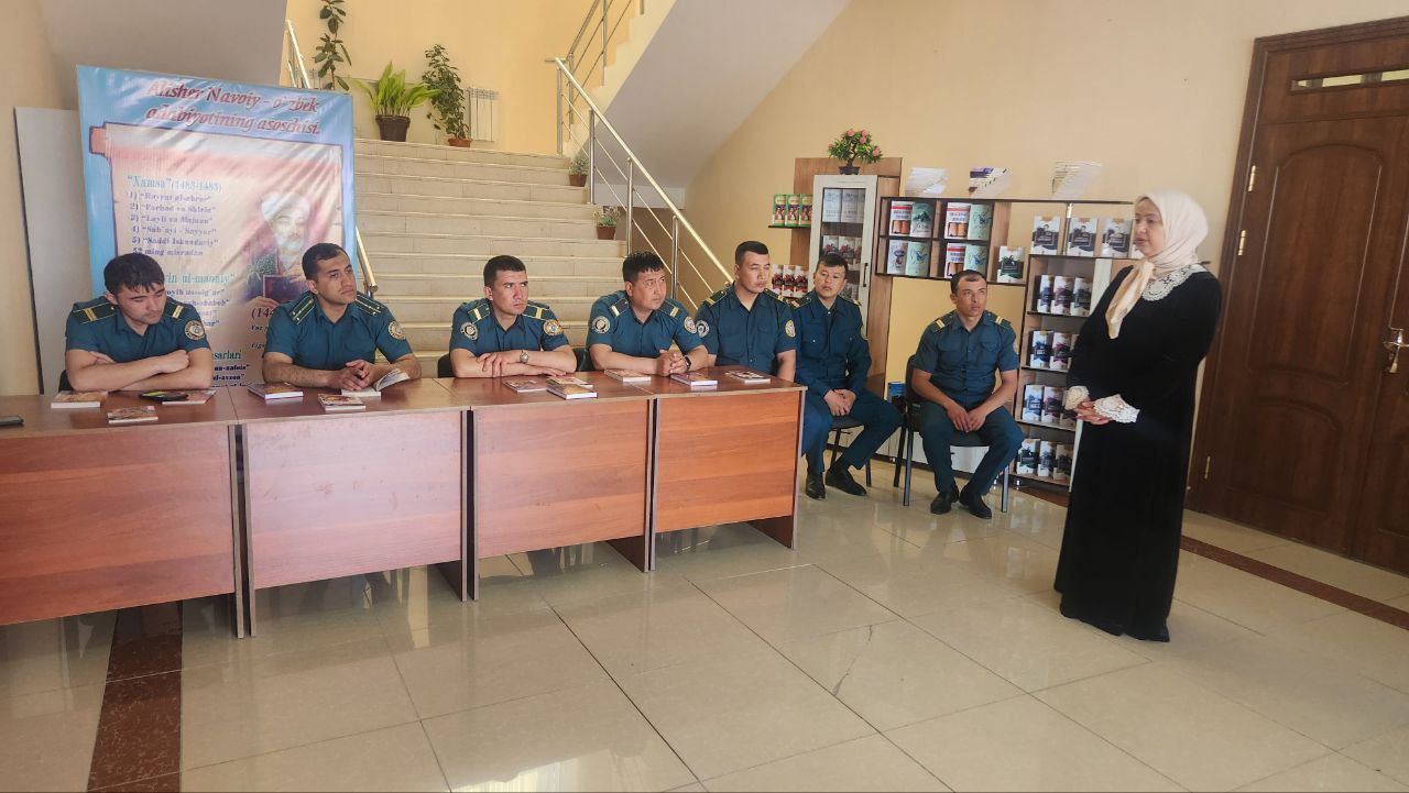 "Kitobxonlik haftaligi" doirasida Amir Temurning "Temur tuzuklari" kitob targ'iboti