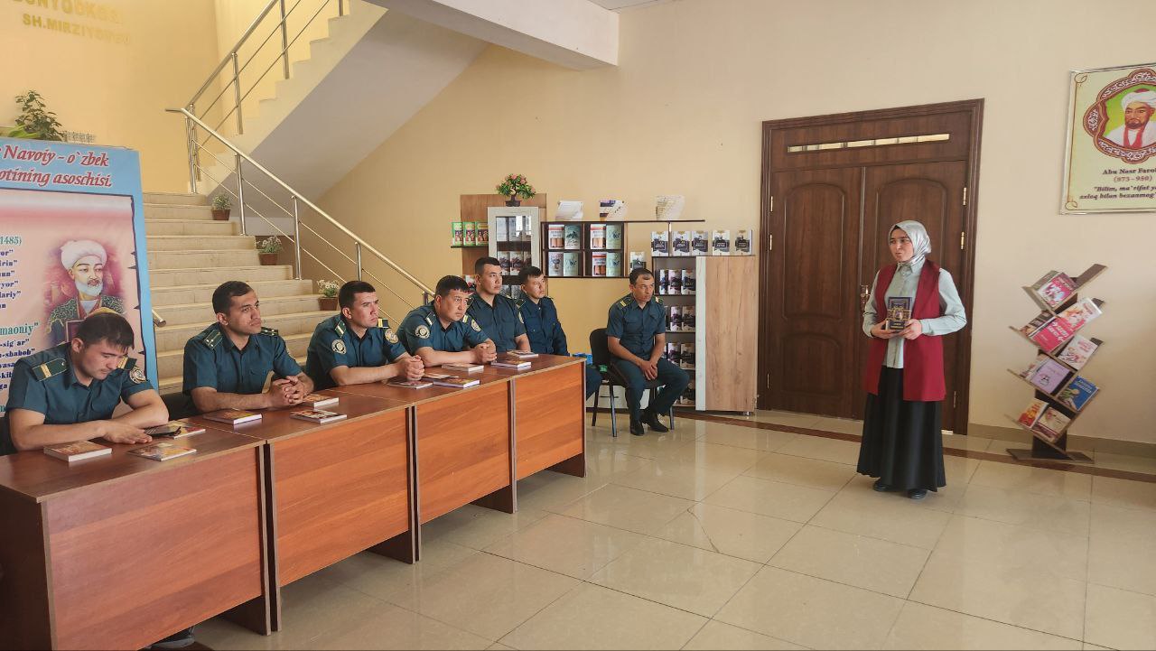 "Kitobxonlik haftaligi" doirasida Amir Temurning "Temur tuzuklari" kitob targ'iboti