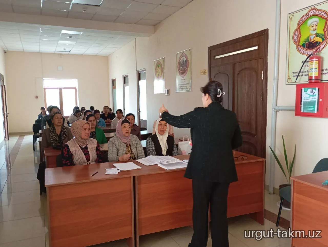 "Kitobxonlik haftaligi" doirasida seminar