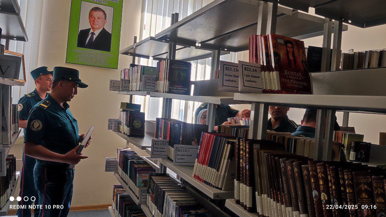 Kutubxonada ekskursiya - Ichki ishlar bo'limi xodimlari