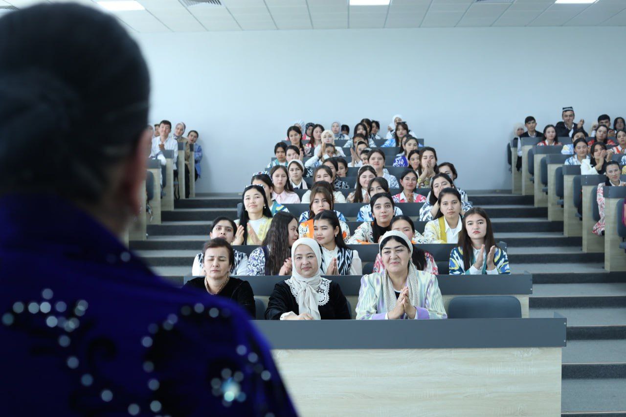 SamDU Urgut filialida "Kitobxonlik haftaligi" doirasida