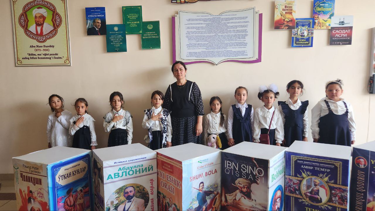 Kutubxona bo'ylab ekskursiya - 54-maktabning 1-sinf o'quvchilari