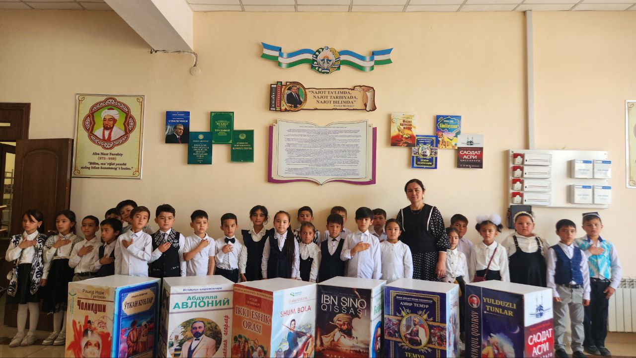 Kutubxona bo'ylab ekskursiya - 54-maktabning 1-sinf o'quvchilari