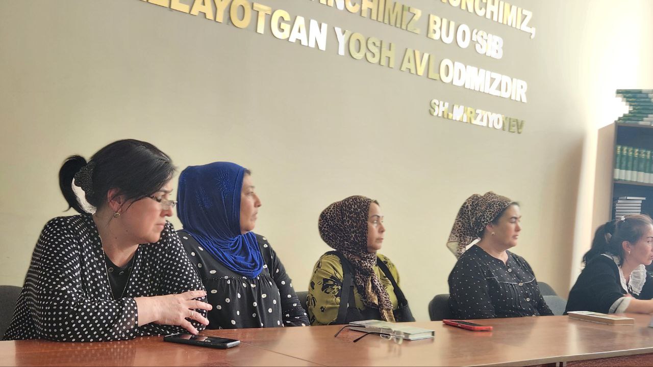 "Bolalarga bering dunyoni" shiori ostida - 54-maktab