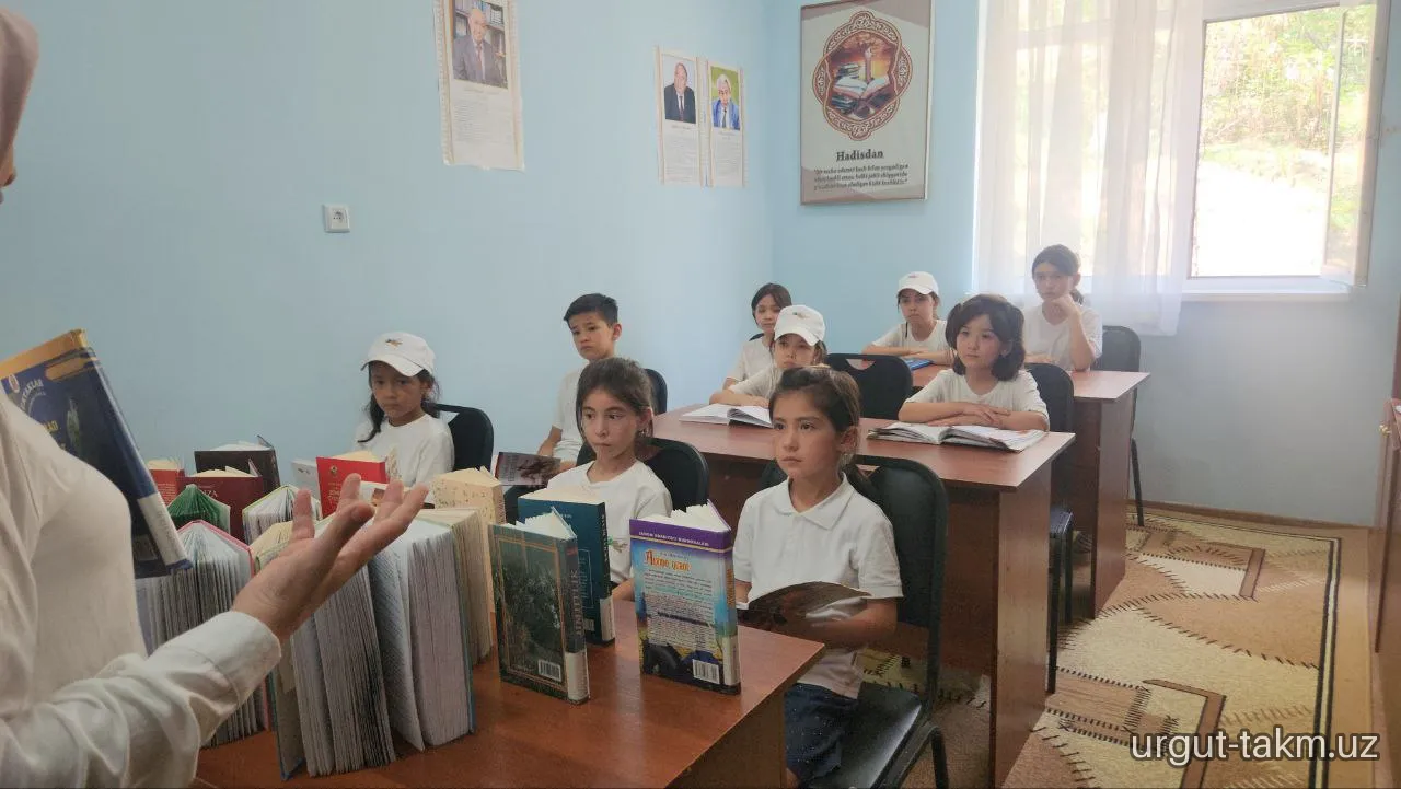 ”Chorchinor" sog’lomlashtirish oromgohida  kitob targ‘iboti