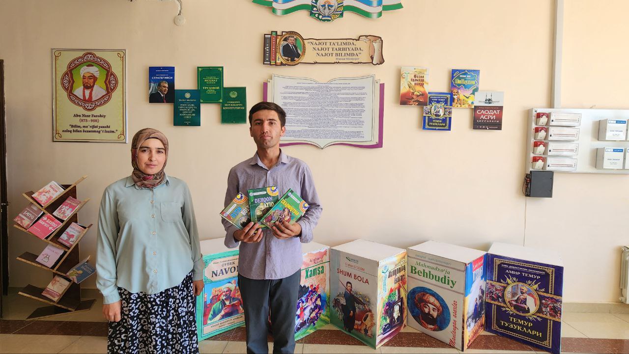 Kutubxonaga kitob sovg'a qilaman - 16-musiqa maktabi o'qituvchisi