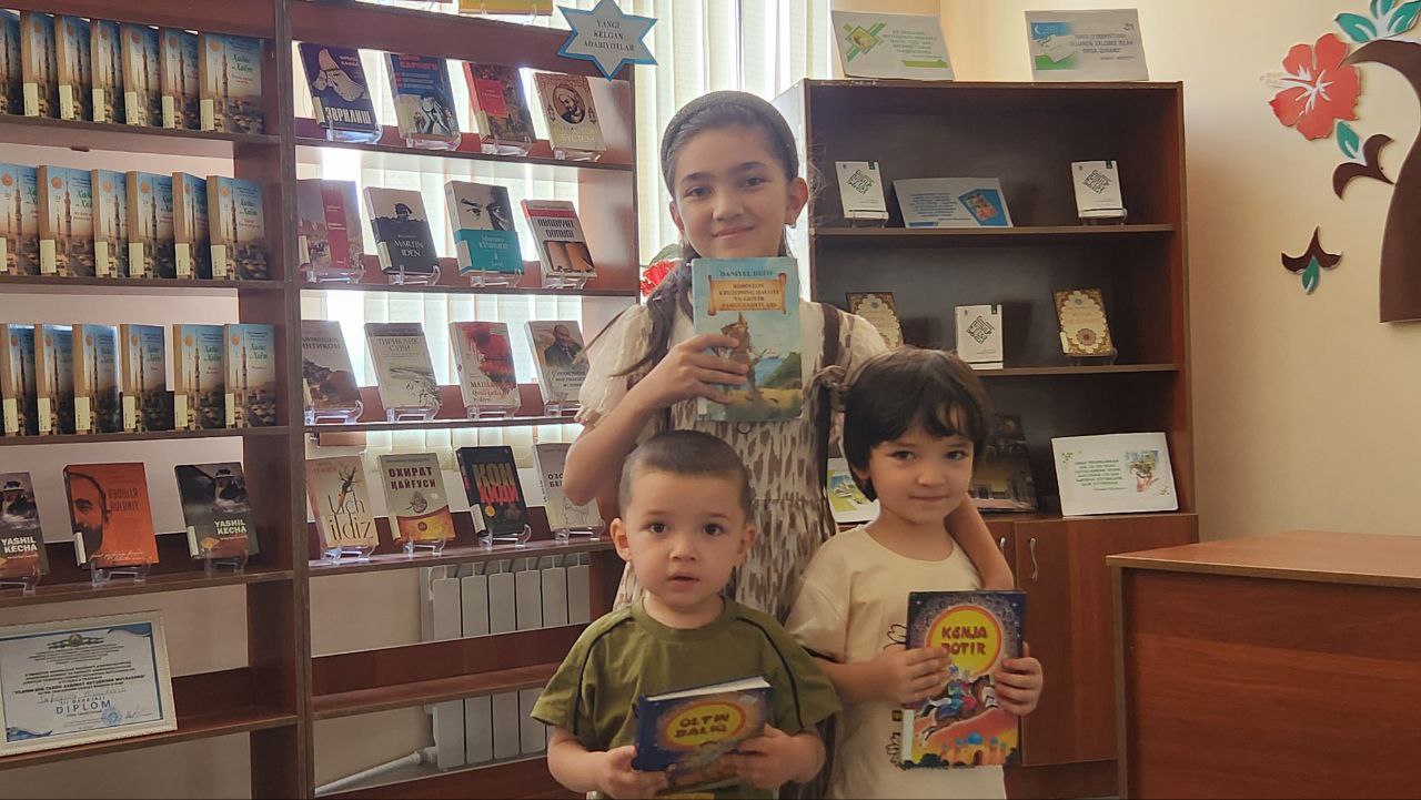 Pastki kalangar MFY, 1-maktabining iqtidorli kitobxonlari