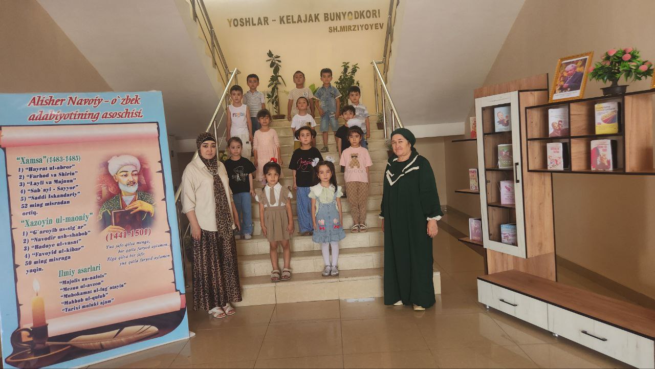 "Madina Ko‘zmunchoq" nodavlat  maktabgacha ta‘lim tashkiloti tarbiyalanuvchilari bilan kutubxona bo‘ylab ekskursiya