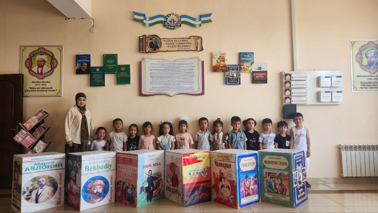 "Madina Ko‘zmunchoq" nodavlat  maktabgacha ta‘lim tashkiloti tarbiyalanuvchilari bilan kutubxona bo‘ylab ekskursiya