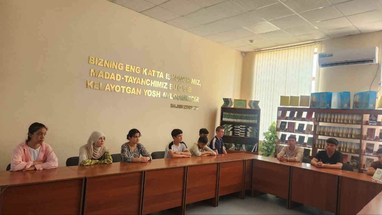 Urgut tuman axborot-kutubxona markazida Imom al -Buxoriy tavallud topgan kun munosabati bilan davra suhbati tashkil etildi