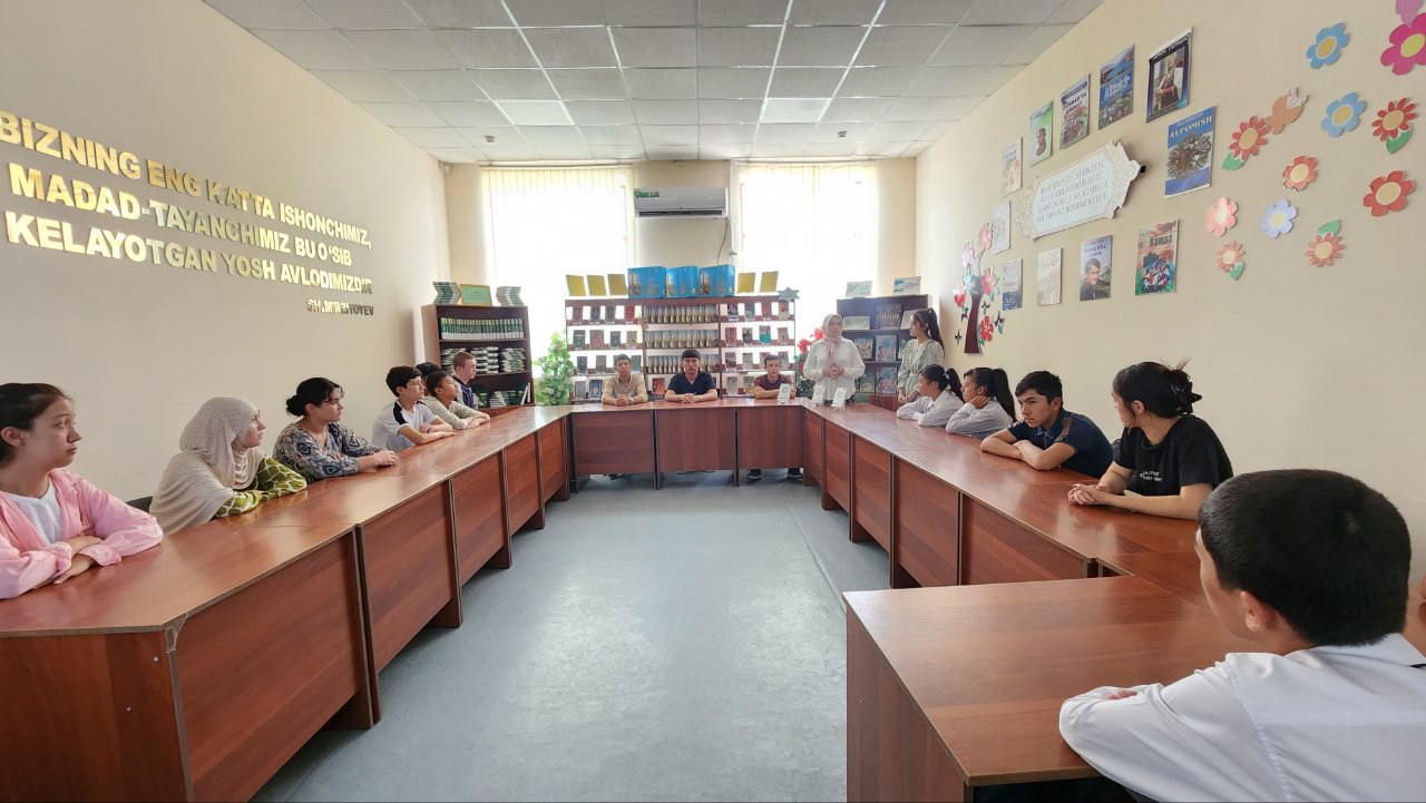 Urgut tuman axborot-kutubxona markazida Imom al -Buxoriy tavallud topgan kun munosabati bilan davra suhbati tashkil etildi