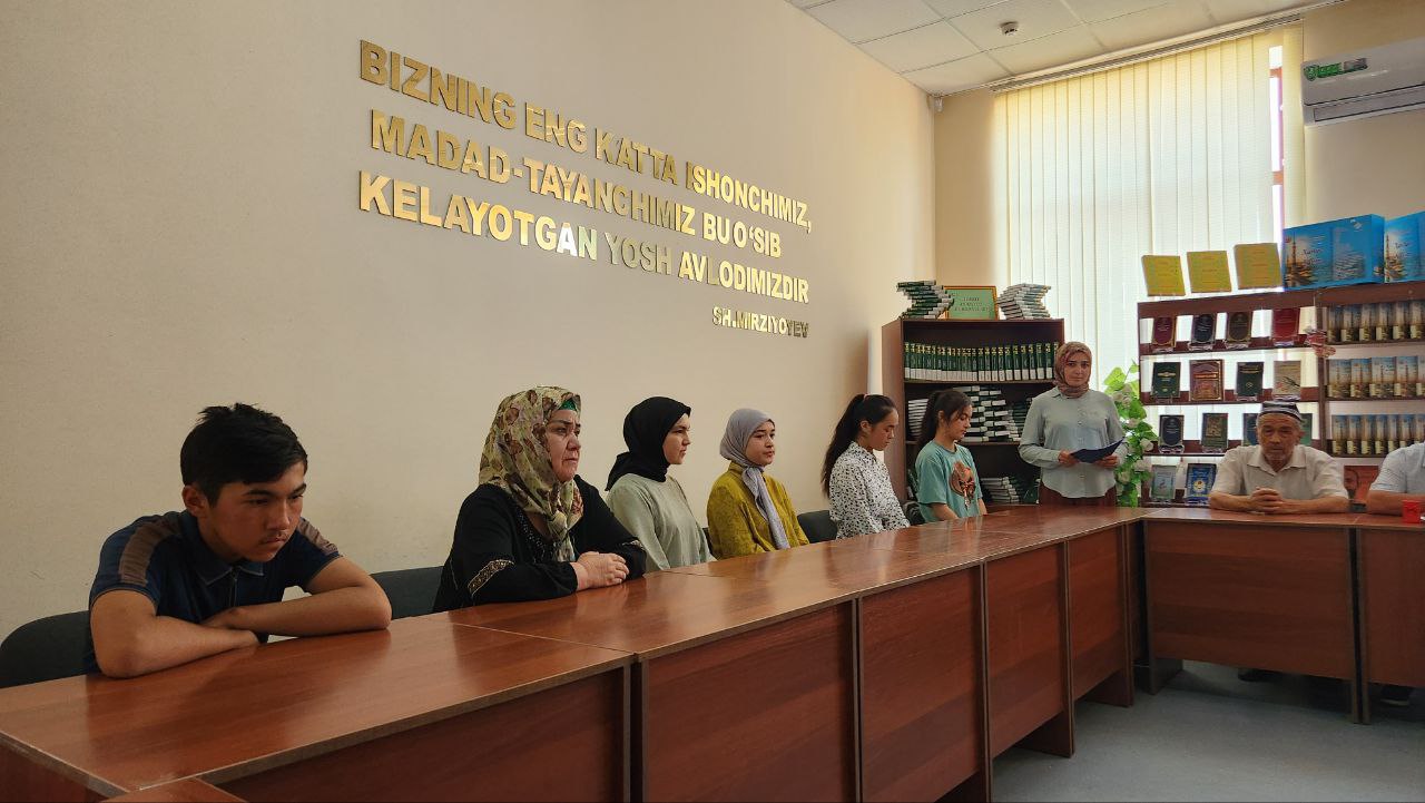 Urgut tuman axborot-kutubxona markazida  Turon fanlar akademiyasi  Samarqand filiali rahbar o‘rinbosari, yozuvchi va jurnalist Zubaydullo Ibragimovning "Ko‘ngil kaliti " turkum she‘rlar to‘plami kitobi taqdimoti tashkil etildi