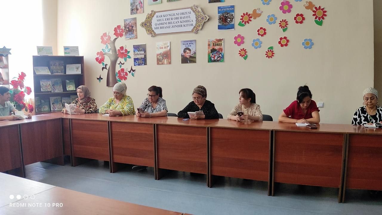 Urgut tuman Axborot-kutubxona markazi xodimlari ham har kun biz bilan 20 sahifa kitob o‘qishni amalga oshirish jarayonida