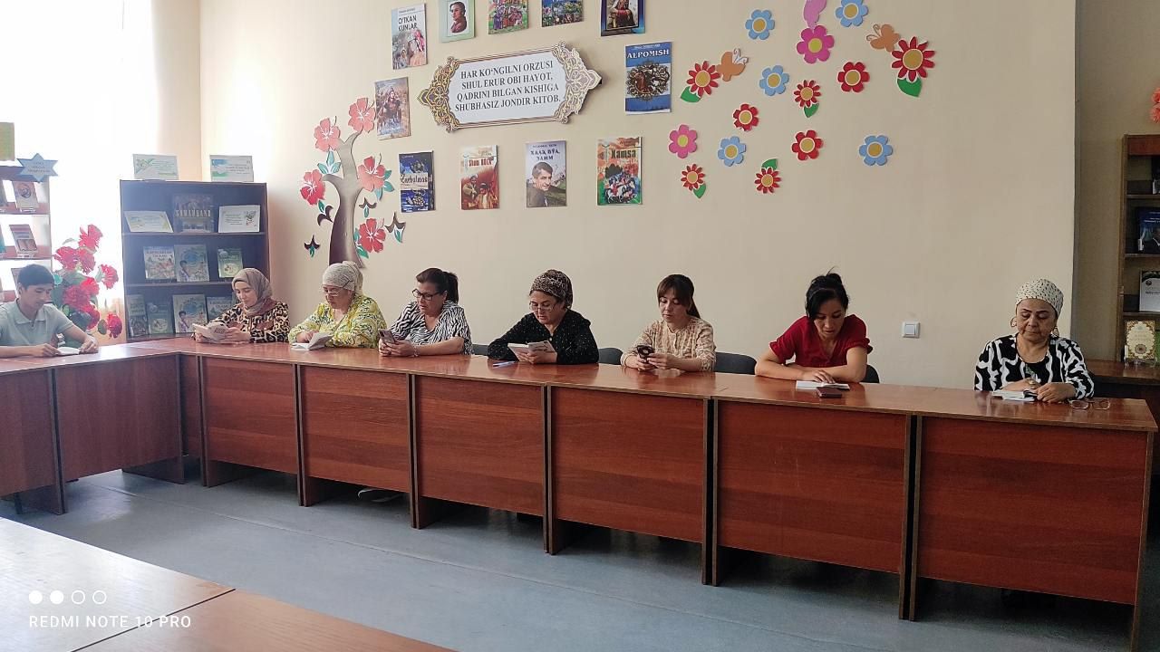 Urgut tuman Axborot-kutubxona markazi xodimlari ham har kun biz bilan 20 sahifa kitob o‘qishni amalga oshirish jarayonida