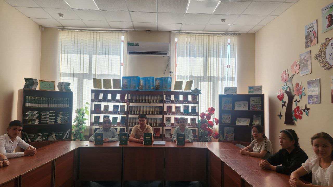 “Bulbuldayinkim faryod etarman” deb nomlangan davra suhbati tashkil etildi.