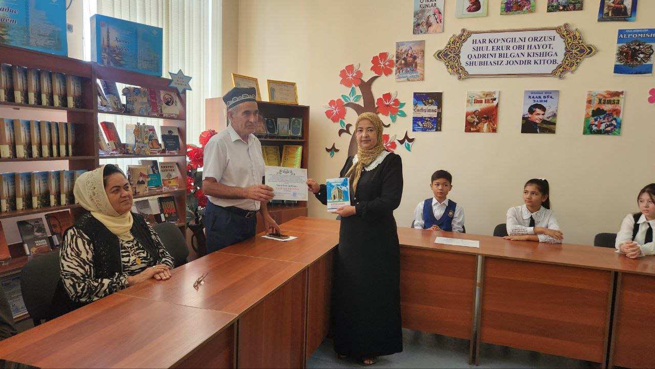 “Kitob va mutolaa haftaligi” doirasida "Аdabiy uchrashuv " nomli davra suhbati bo‘lib o‘tdi