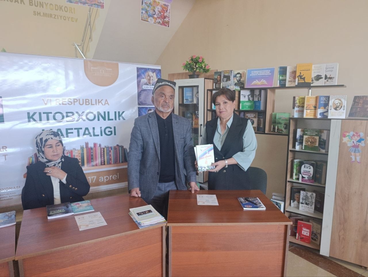 Kitobxonlik haftaligi doirasida "Farzandimga kitob sovg'a qilaman" nomli kitob aksiyasi tashkil etildi