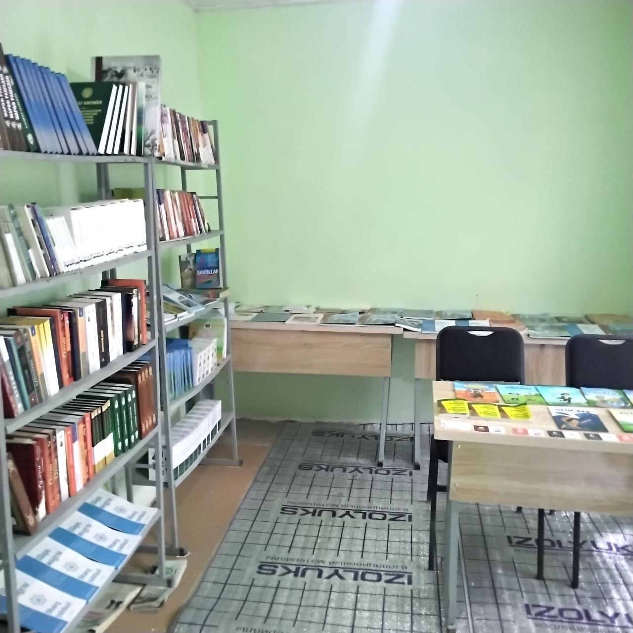 Tumanimizning tog'li hududida joylashgan "Shirvoq ota" mahallasi yoshlari kutubxonasi kitobxon yoshlar bilan gavjum!