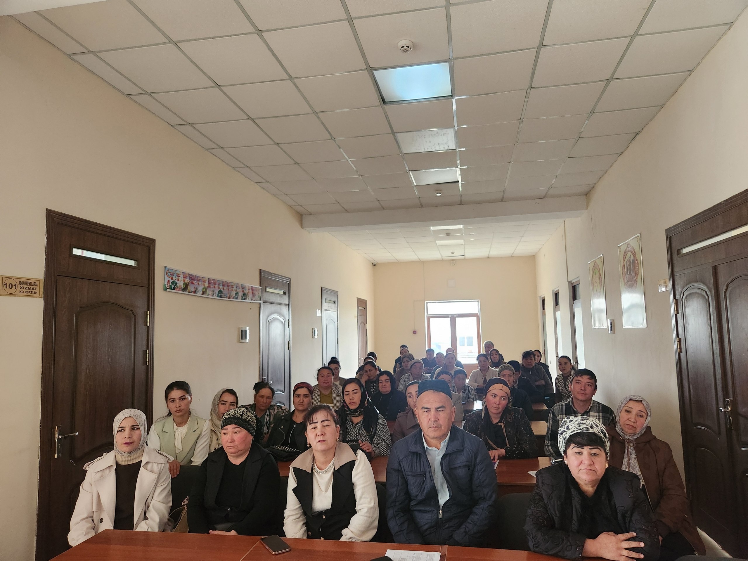 "Kutubxonachilar ishini rivojlantirib,kitobxonlikni ko’paytiraylik “ nomli maktab kutubxonachilari uchun seminar tashkil qilindi