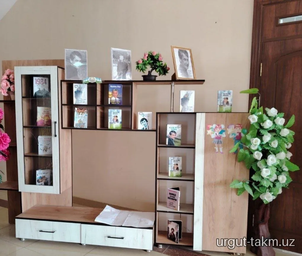 Muhammad Yusuf tavalludiga bag‘ishlangan kitob rasmli ko'rgazma tashkil qilindi