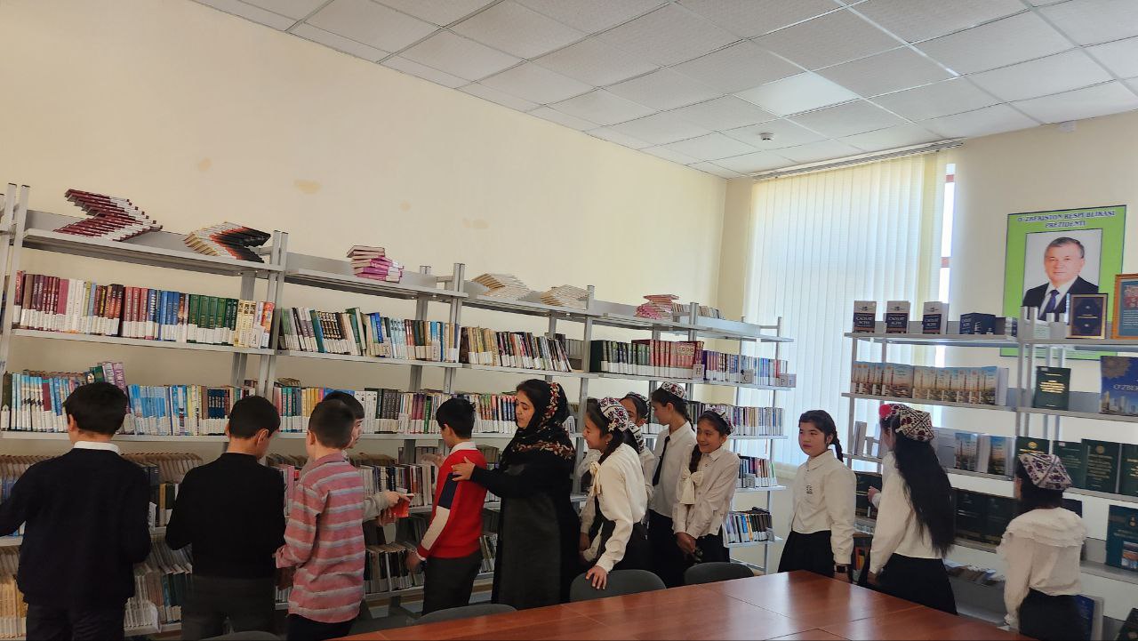 "Qiziqarli kutubxonada" nomli ekskursiya