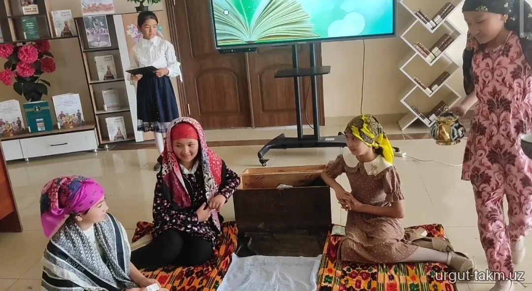 9-may — Xotira va qadrlash kuni munosabati bilan Urgut tuman Axborot-kutubxona markazida ma’naviy-ma’rifiy tadbir tashkil etildi.
