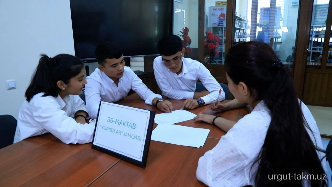 «Mening qonunim – mening taqdirim»: Urgutda huquqshunos yoshlar bellashdi!