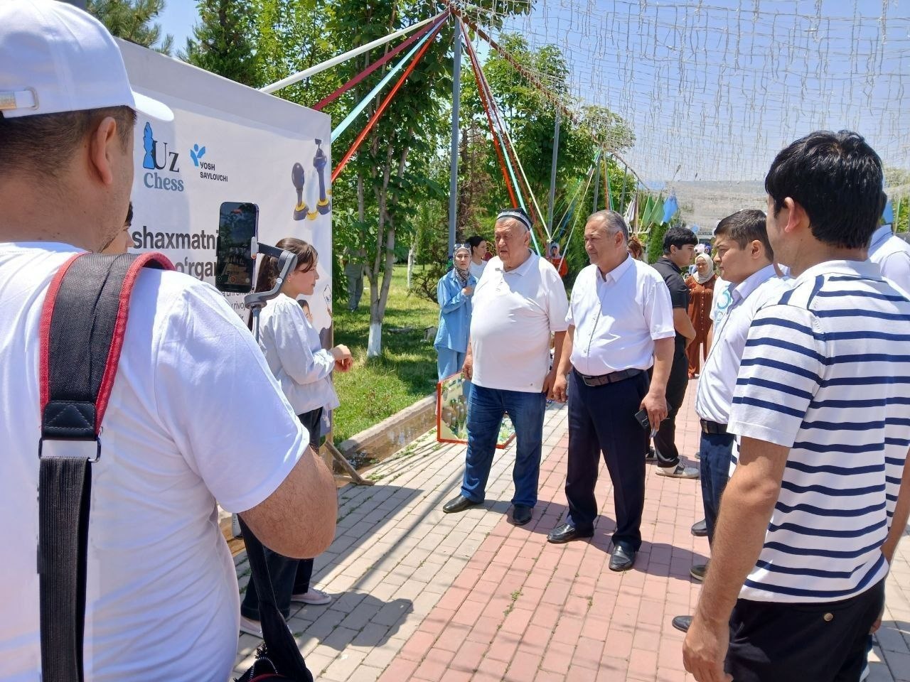 Payshanba — “Yoshlar kuni” munosabati bilan Respublika Ma’naviyat va ma’rifat markazi Urgut tumani bo‘linmasi bilan axborot-kutubxona markazi hamkorlikda  yoshlar bilan samimiy uchrashuv o‘tkazildi
