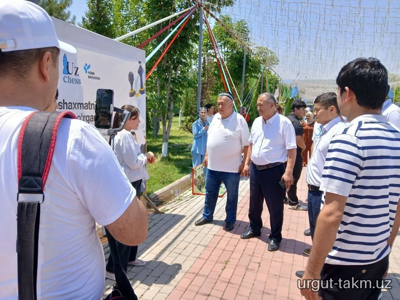 Payshanba — “Yoshlar kuni” munosabati bilan Respublika Ma’naviyat va ma’rifat markazi Urgut tumani bo‘linmasi bilan axborot-kutubxona markazi hamkorlikda  yoshlar bilan samimiy uchrashuv o‘tkazildi