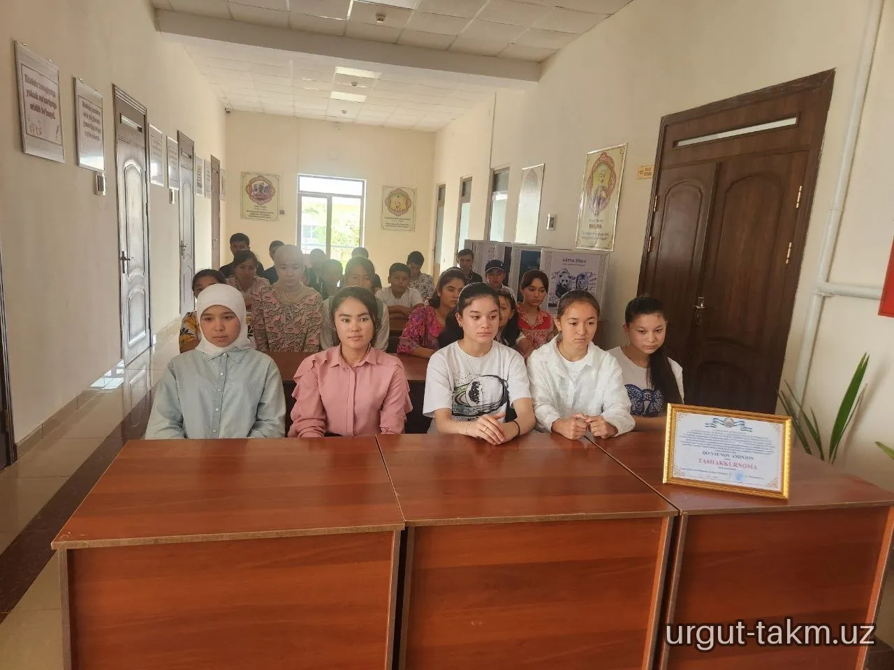 "Nuroniy va yoshlar" uchrashuvi bo‘lib o‘tdi