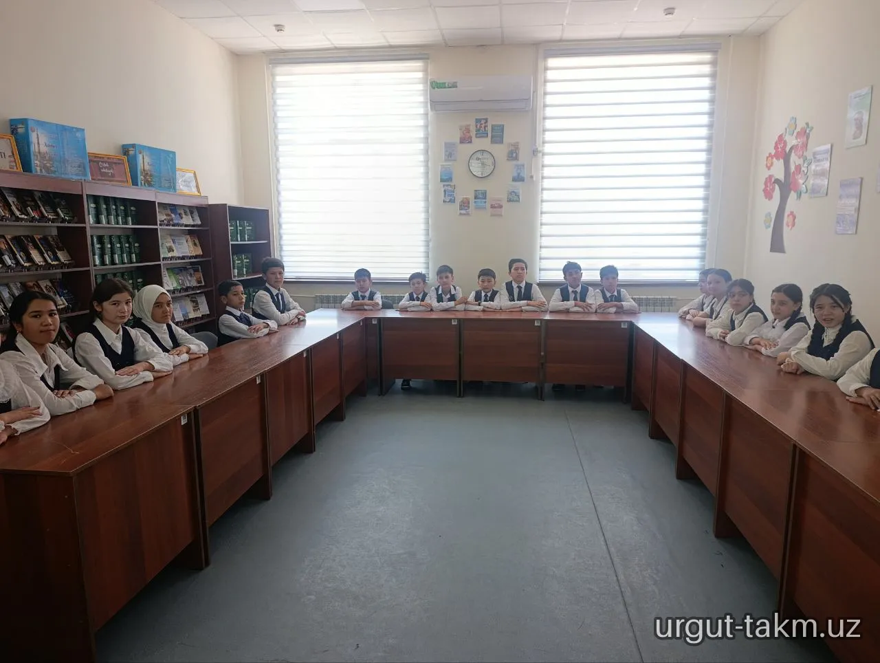 “OCHIQ ESHIKLAR HAFTALIGI” DOIRASIDA 123-MAKTAB OʻQUVCHILARI ISHTIROKIDA EKSKURSIYA