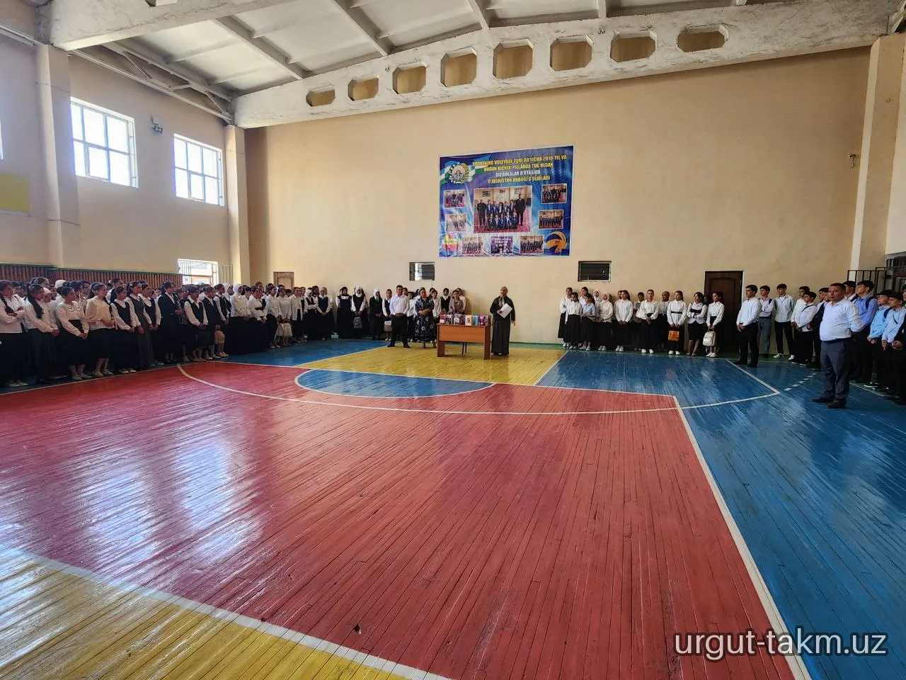 Urgut tuman axborot-kutubxona markazi mutaxassislari Maktabgacha va maktab ta‘limi bo‘limi tasarrufidagi 128-maktabda !