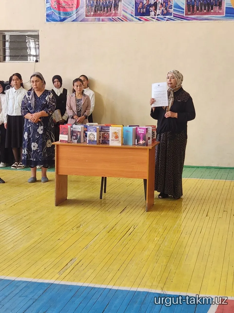 Urgut tuman axborot-kutubxona markazi mutaxassislari Maktabgacha va maktab ta‘limi bo‘limi tasarrufidagi 128-maktabda !