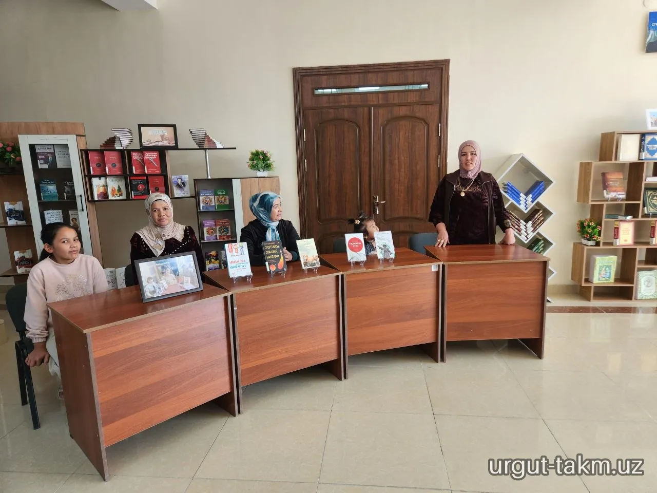 "Kitob mutolaasi — hayotdagi eng lazzatli va mazmunli onlar!"