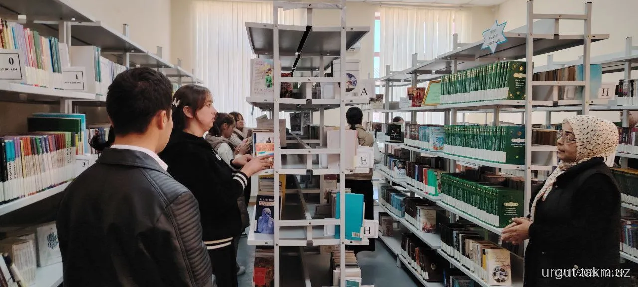 Axborot-kutubxona markazida  “INFOLIB OʻZBEKISTON-2025” XIV Milliy axborot-kutubxona haftaligining uchinchi kuni davomida kitobxonlikni targ‘ib qilish maqsadida  kutubxona bo‘ylab sayohat tashkil qilindi- 137-maktab