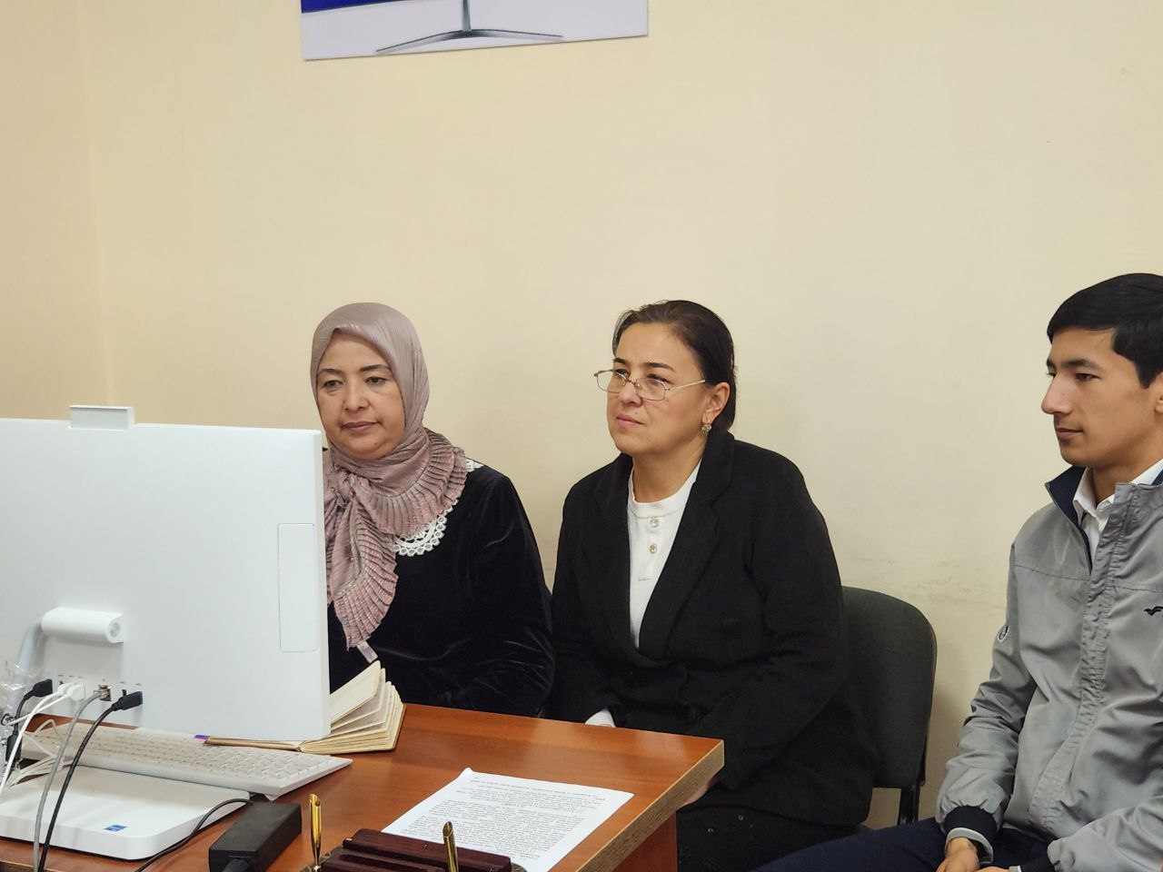 "Texnik o'qish kuni" mavzusidagi zoom orqali Germaniya  kutubxonasi