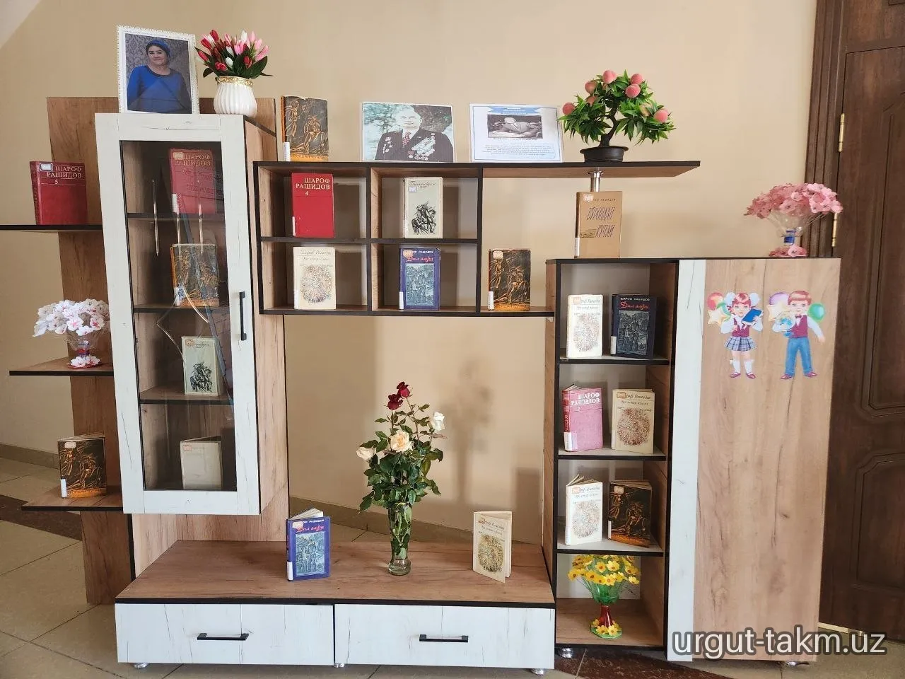 Sharof Rashidov tavalludiga bagʻishlangan kitob koʻrgazmasi