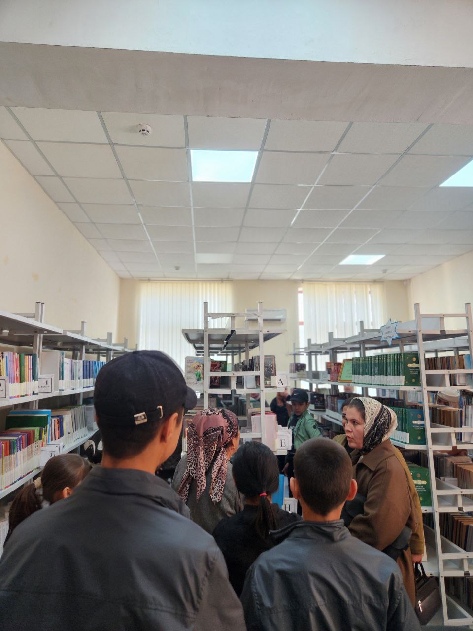 "INFOLIB OʻZBEKISTON 2025" XIV MILLIY AXBOROT-KUTUBXONA HAFTALIGI DAVOM ETMOQDA - 2-KUN QIZIQARLI EKSKURSIYALAR 52-60-108-115-143-MAKTABLAR